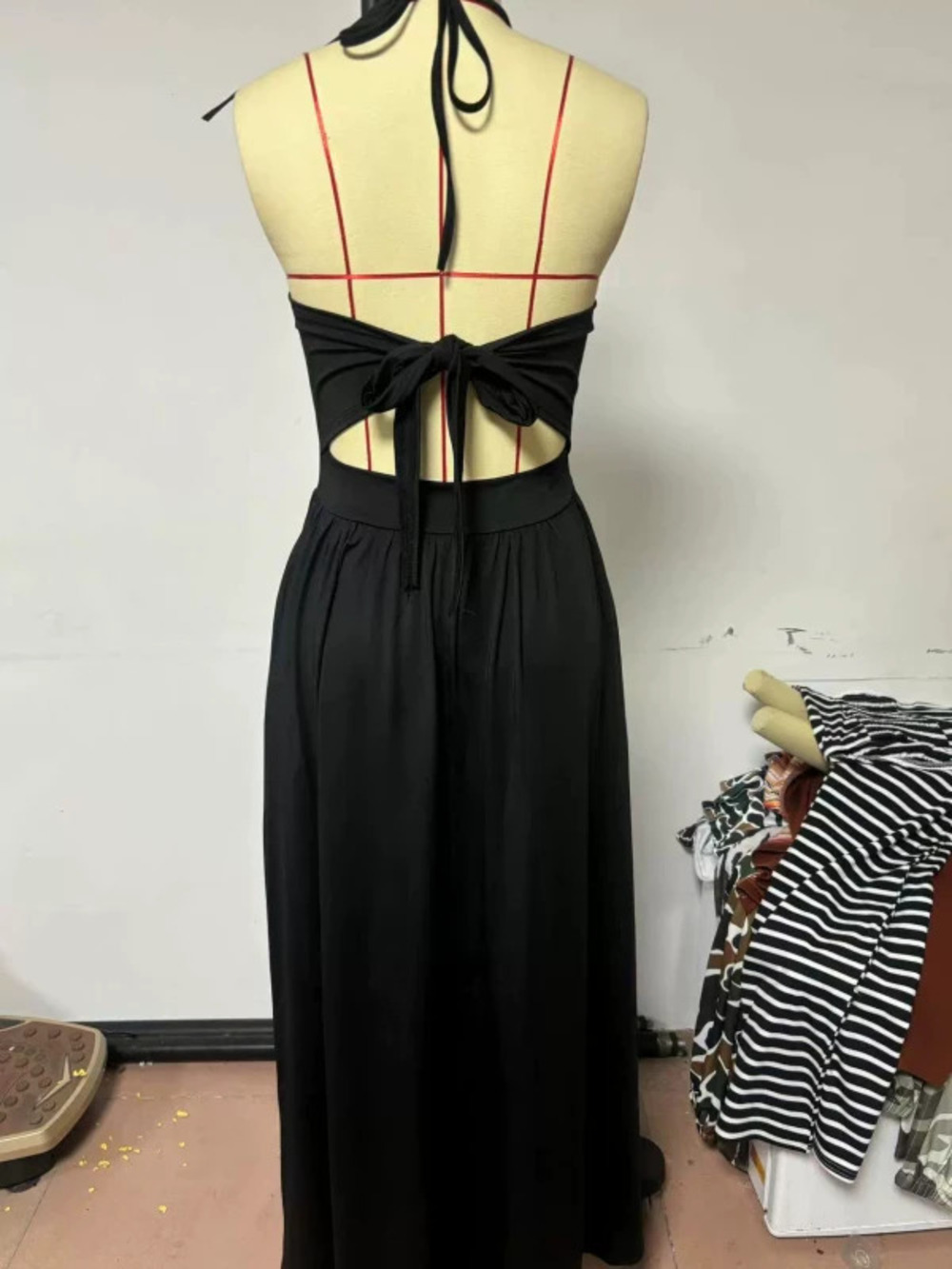Womens Spaghetti Strap V Neck Sexy Backless Solid Color Summer Dress